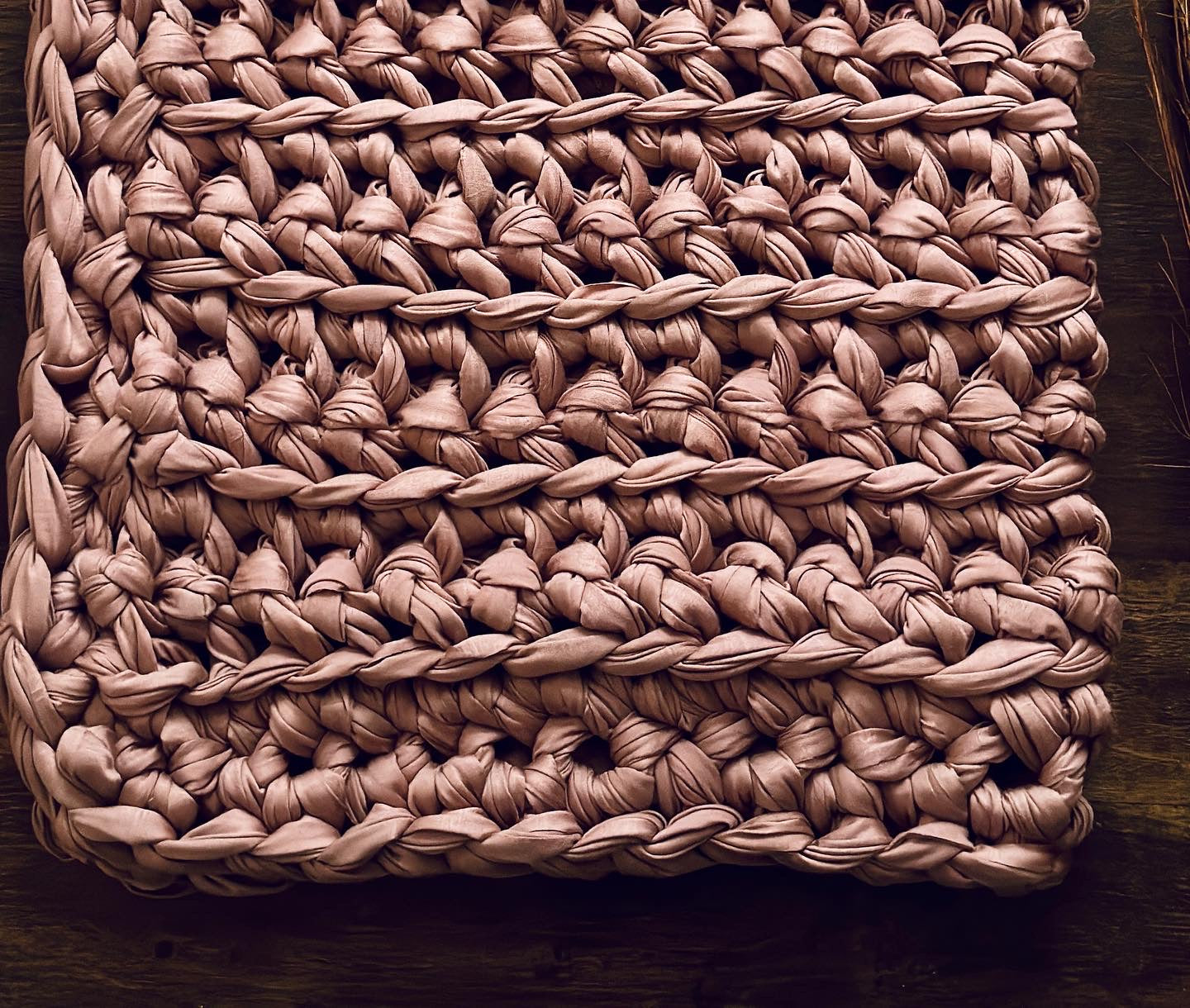 Dusty Mauve Luxuriously Soft Cooling Weighted Blanket