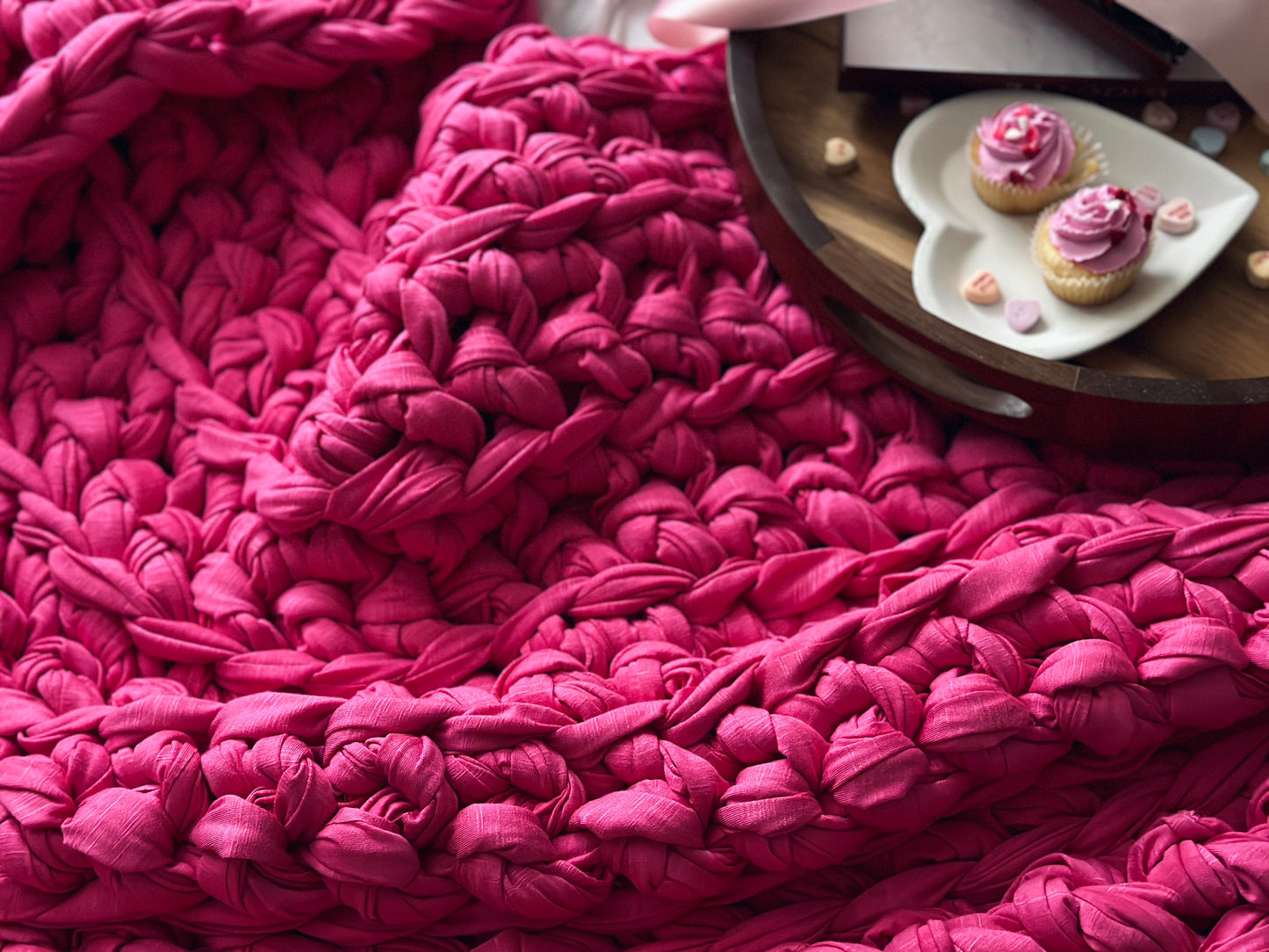 Fuchsia Pink Luxuriously Soft Cooling Weighted Blanket, pink weighted blanket, chunky knit blanket,kids weighted blanket, dorm decor